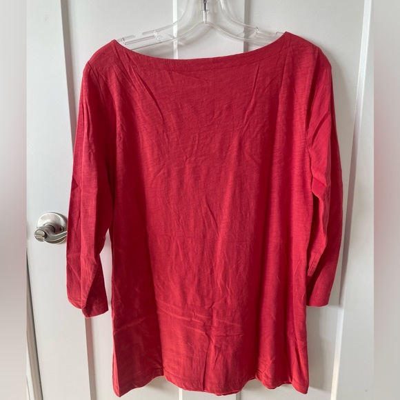 Loft Scoop Neck T Shirt NWOT - Picture 3 of 4